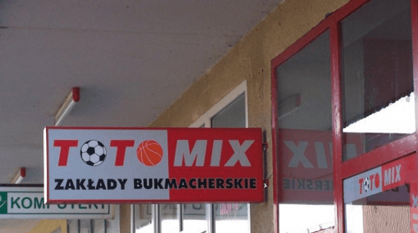 ożarów mazowiecki kasetony reklamowe